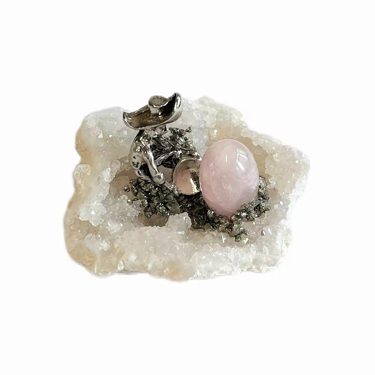Features Energy blessed crystal stones with crystal bags that can divinate yourself - BEAR GIRL