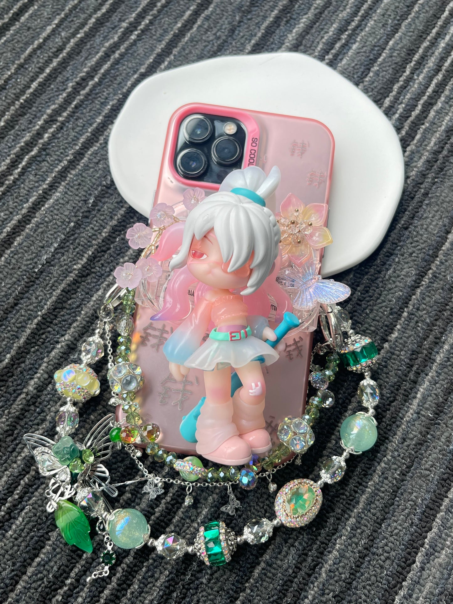 Mobile phone doll back clip DIY custom