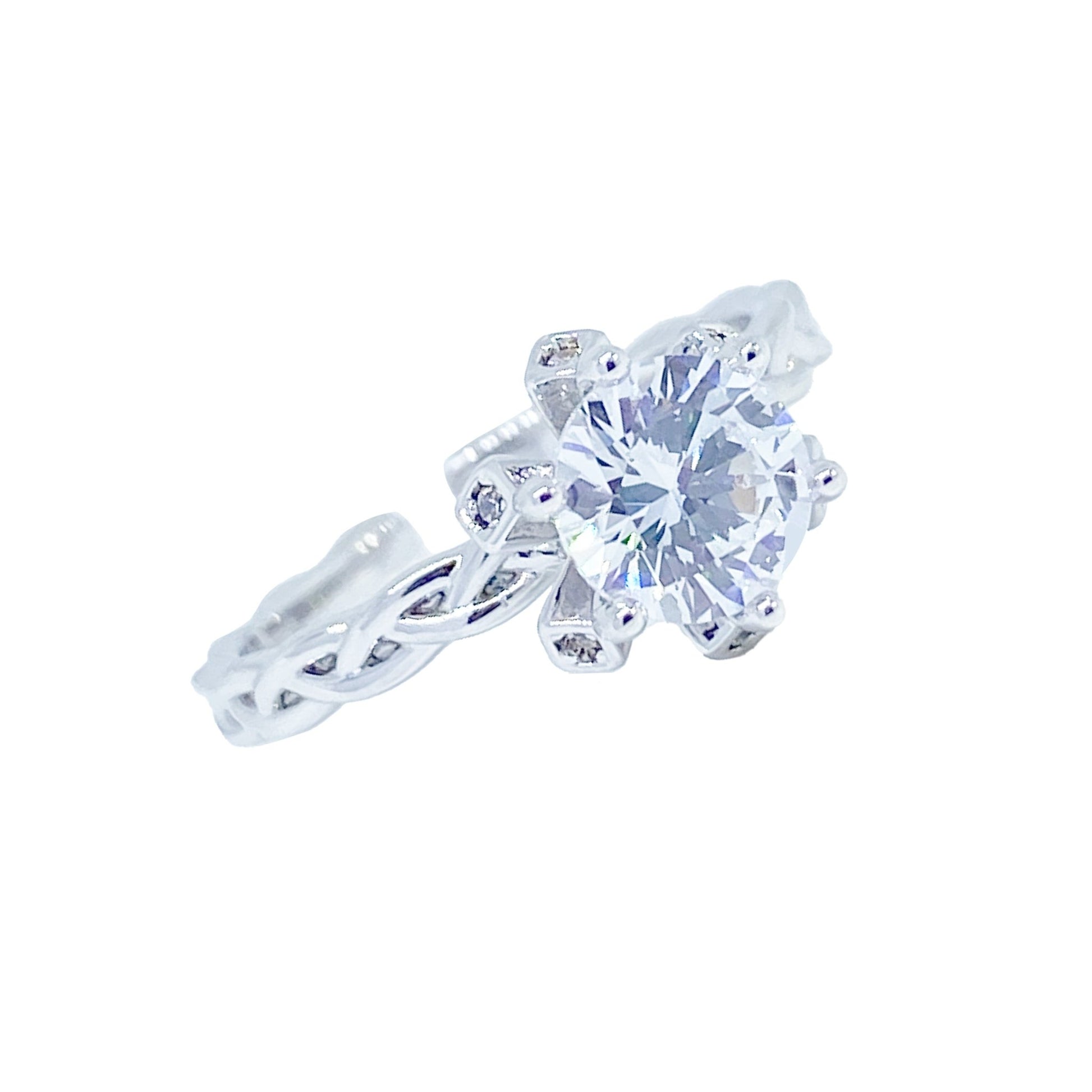 High - end rings sold at a discount - BEAR GIRL