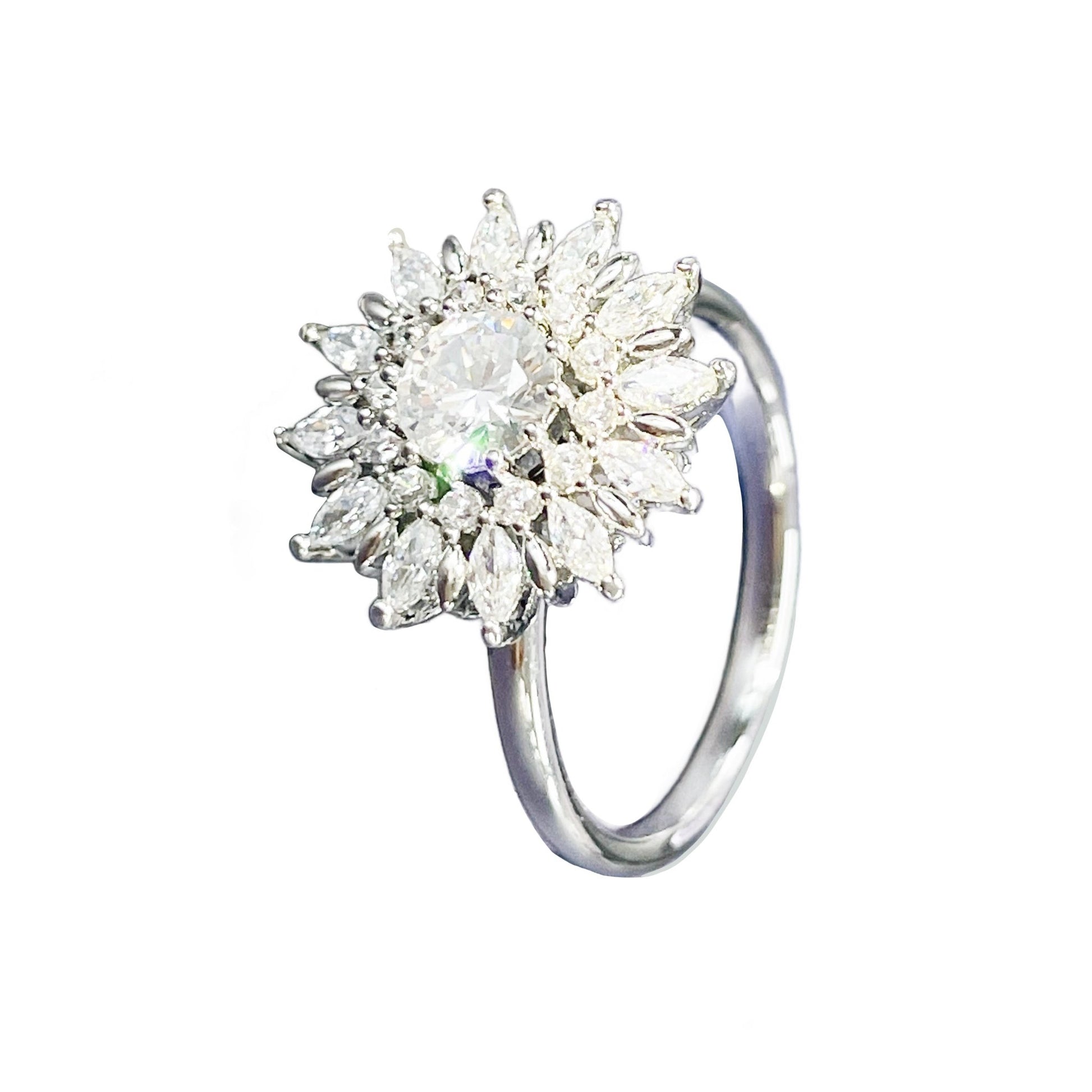 High - end rings sold at a discount - BEAR GIRL
