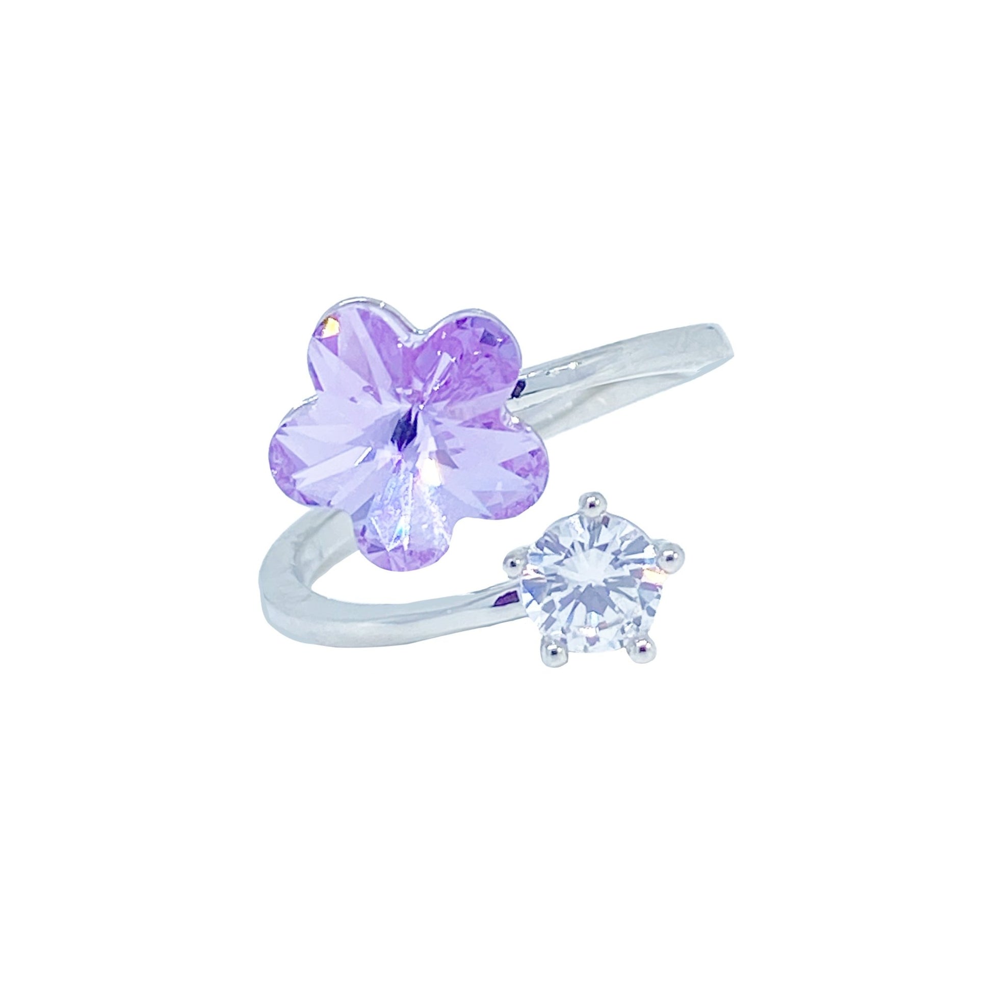 High - end rings sold at a discount - BEAR GIRL