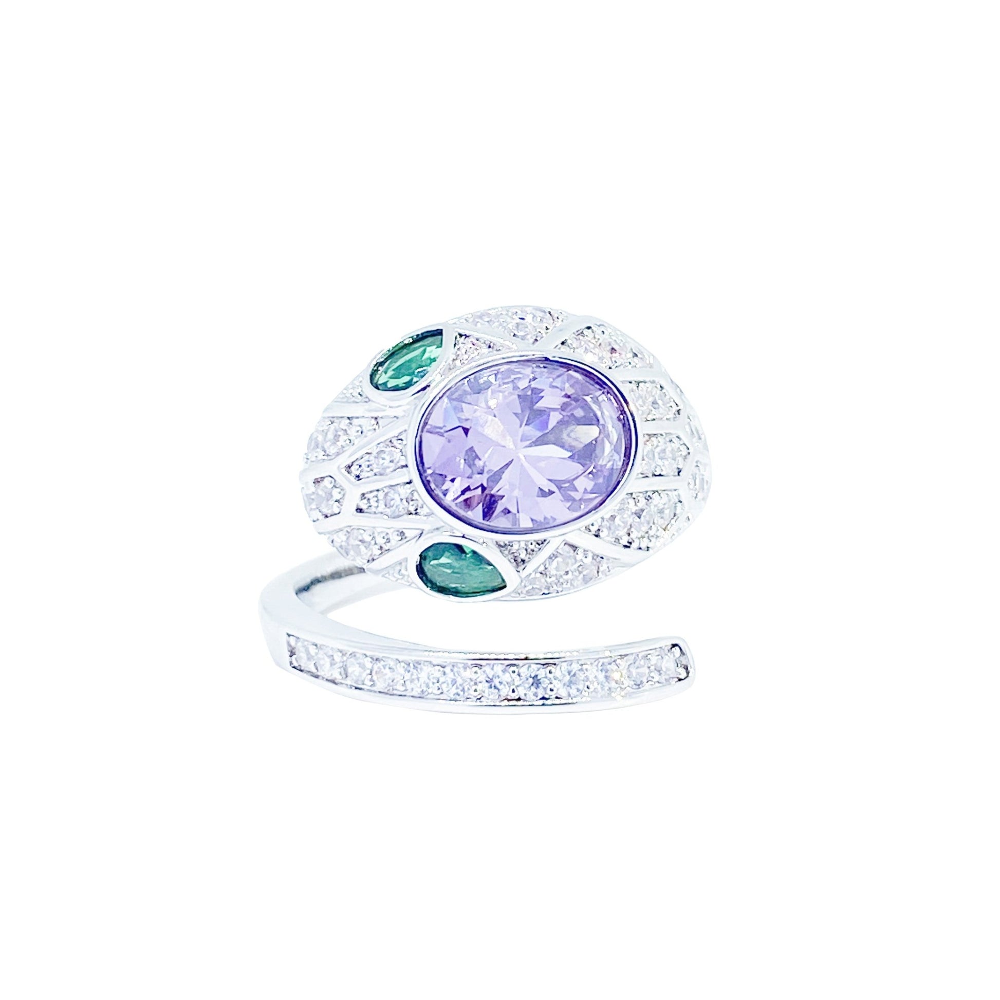 High - end rings sold at a discount - BEAR GIRL